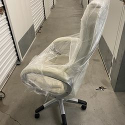 Comfy Office Chairs x3, Good Condition, 