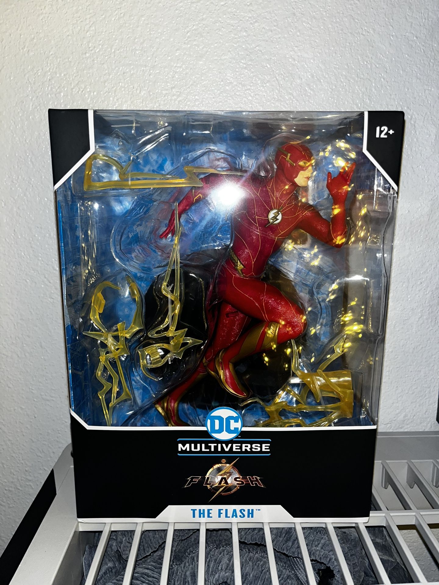 Flash Statue 