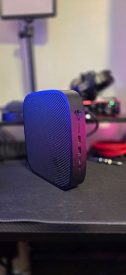 HP Elite t655 Thin Client — AMD Ryzen Embedded R2314, 8GB DDR4, 64GB NVMe SSD