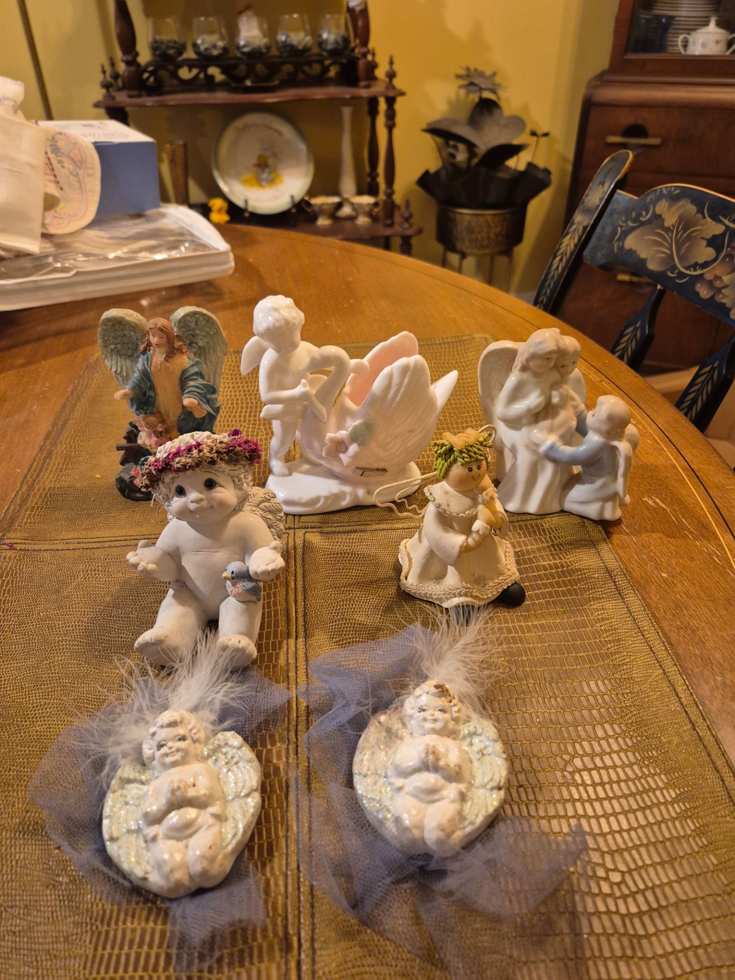 7 vintage ceramic angels