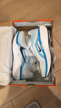 Nike Air Cushion Running Sneakers
