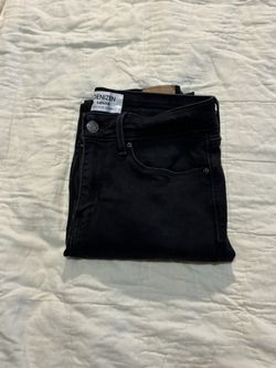 ✨ Denizen from Levi's Essential Black High Rise Skinny Jeans