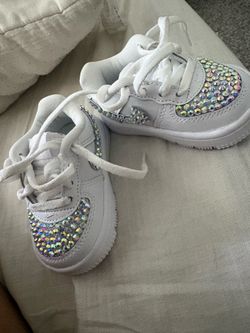 Customer diamond Nikes