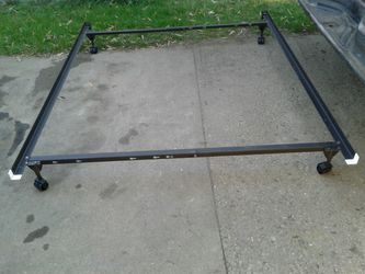 Twin to queen bed frame