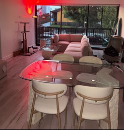 Glass dining table white stone