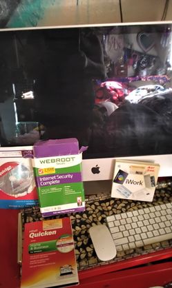 Apple iMac Desktop Computer ( all in one)