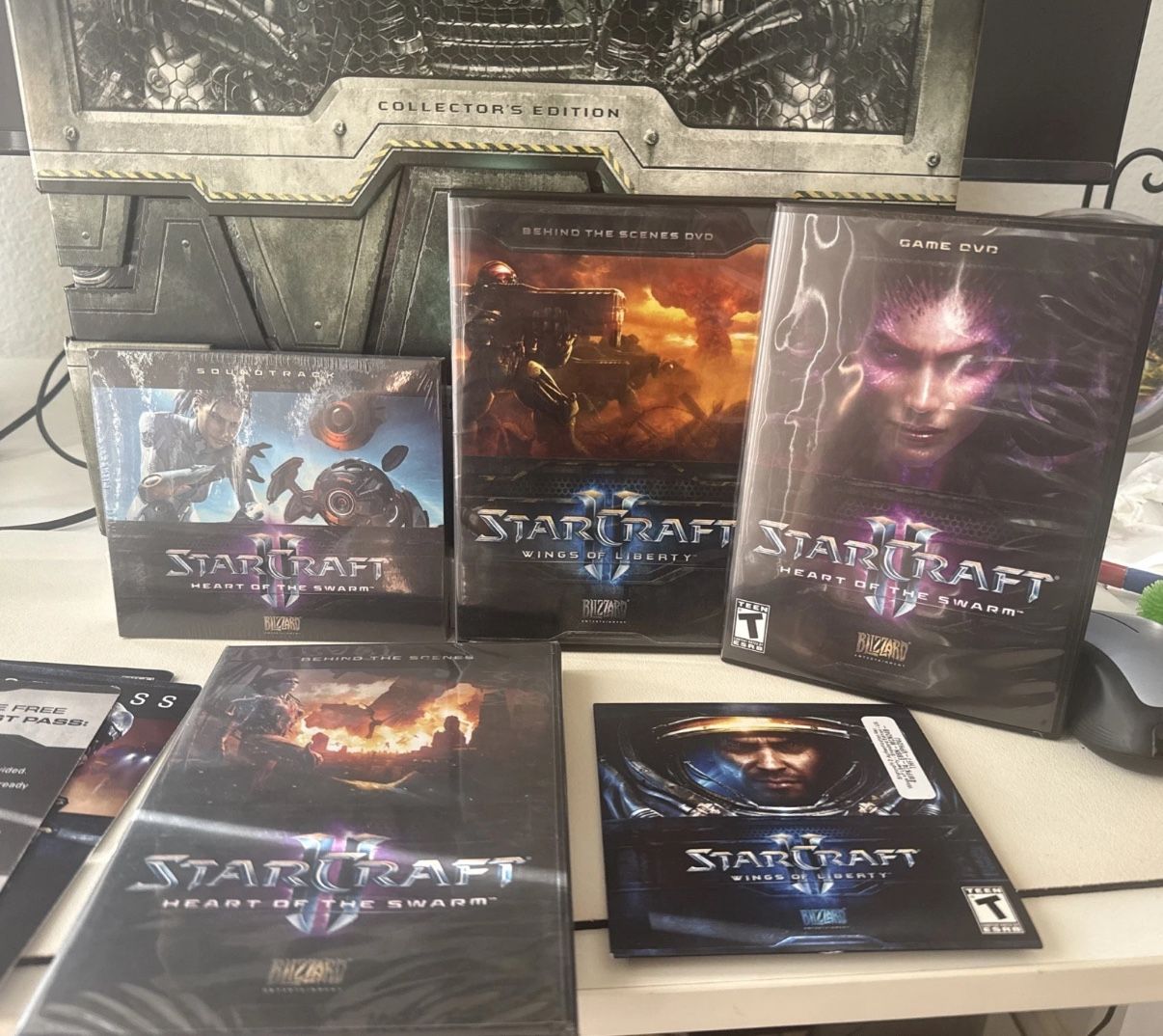 StarCraft II: Wings of Liberty Collector’s Edition + Heart of the Swarm BLIZZARD