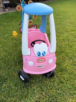 Little Tikes Pink Cozy Coupe Ride-On