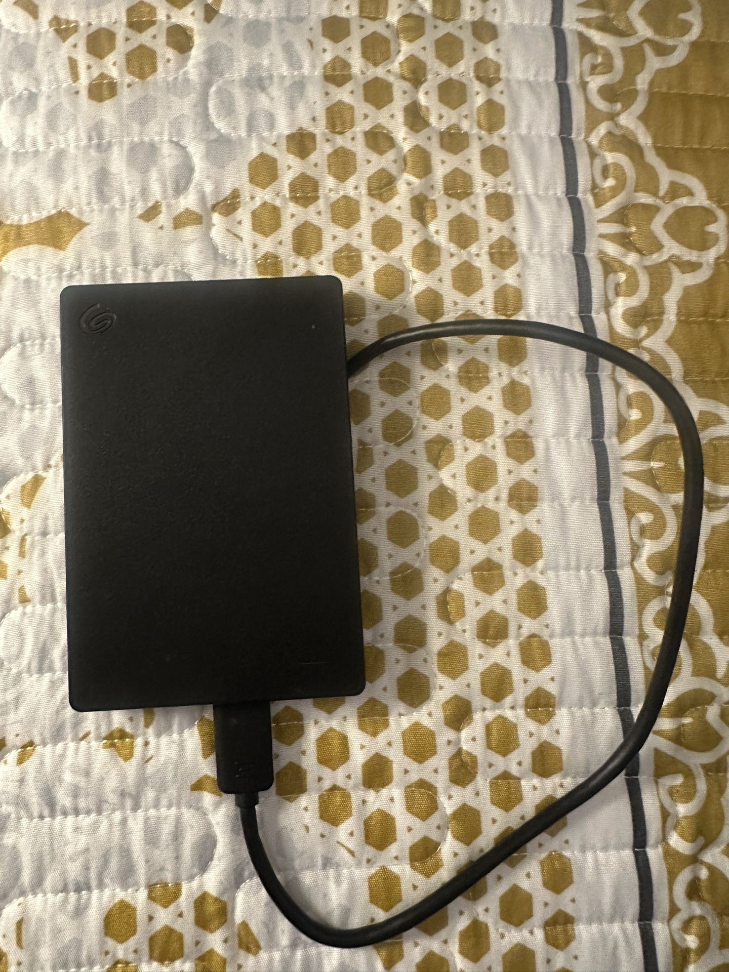 1TB External Hard Drive usb port firm price