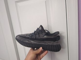 adidas Yeezy Boost 350 V2 MX Dark