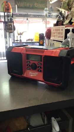 Jobsite Radio Milwaukee
