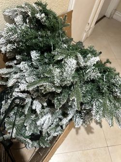 Christmas Tree Fockled 6 Ft