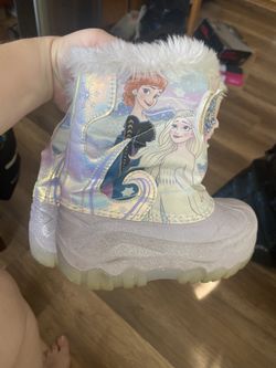 Frozen Boots 