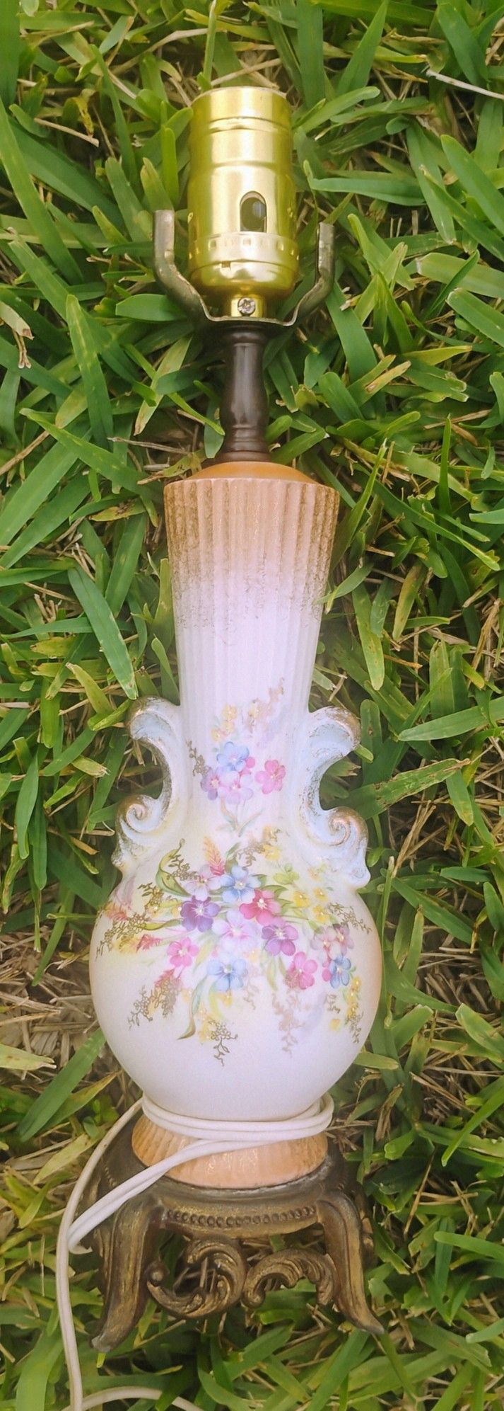 Antique Ceramic and Brass Hand Painted Floral Design Table Lamp