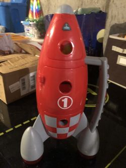 Toy Rocket Ship
