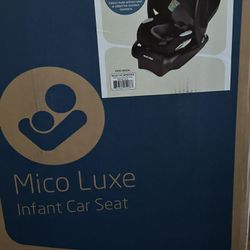 Maxi Cosi Mico Luxe Infant Car seat 