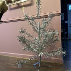 Vintage aluminum Christmas tree 3Ft tall 