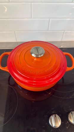 Le Creuset 3.5 Qt Enameled Cast Iron Dutch Oven – Flame Orange