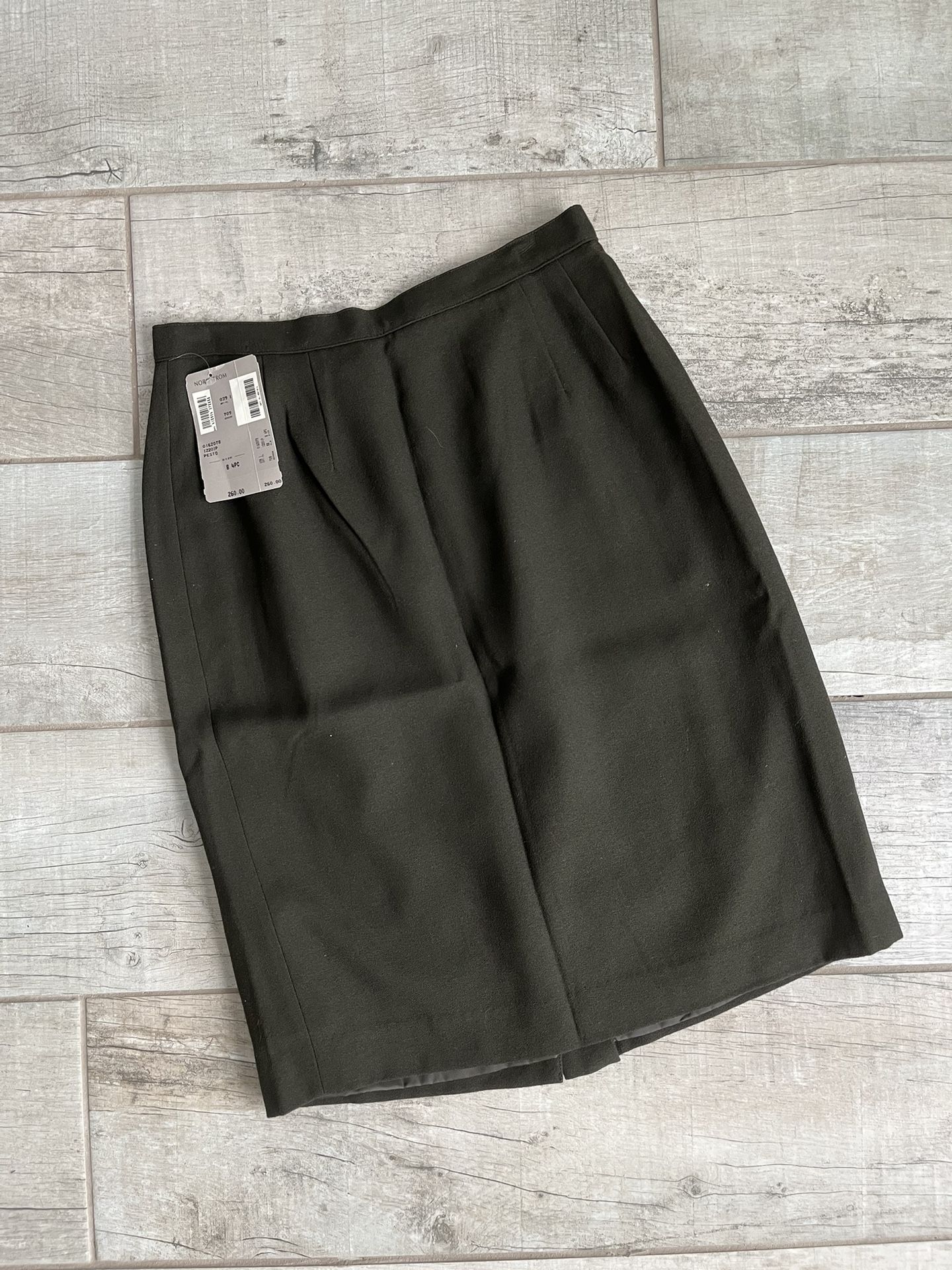 Tube With Slit Skirt Size 8p