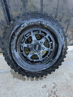 UTV tires