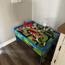 Train/toy Table