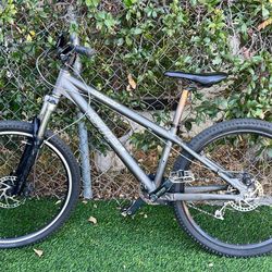 Giant STP 2 Dirtjumper Bike