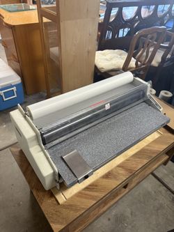 School Size/quality Laminator- 25” Size
