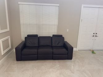 Natuzzi Chocolate Brown Thick Grain Leather Reclining Sofa