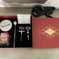Gift Set Of Wine Glass And Socks