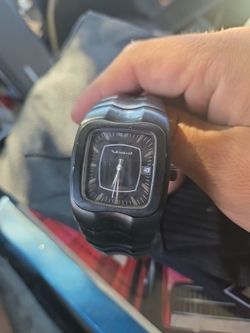 2 watches (Vestal Blck and B U M equipment silver)