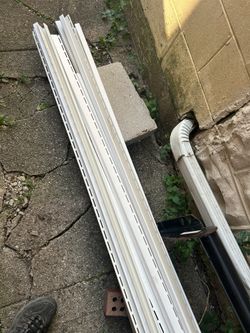 Vinyl siding J-Channel