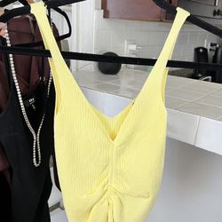 Butter Yellow Top