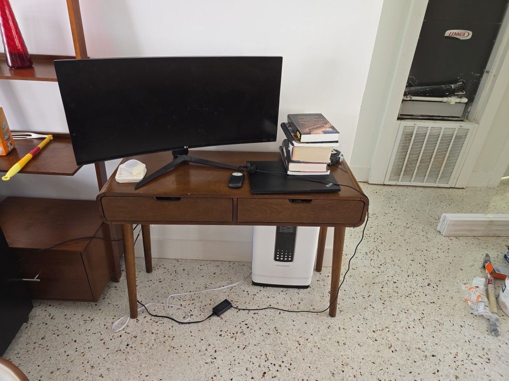 Side Entry Table/desk