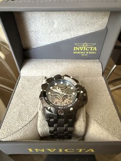 Invicta Men's Watch - Reserve Venom MOP Dial