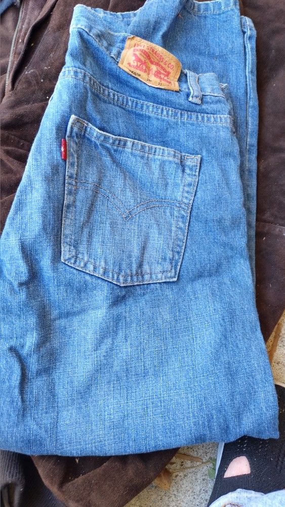 $12 Levis