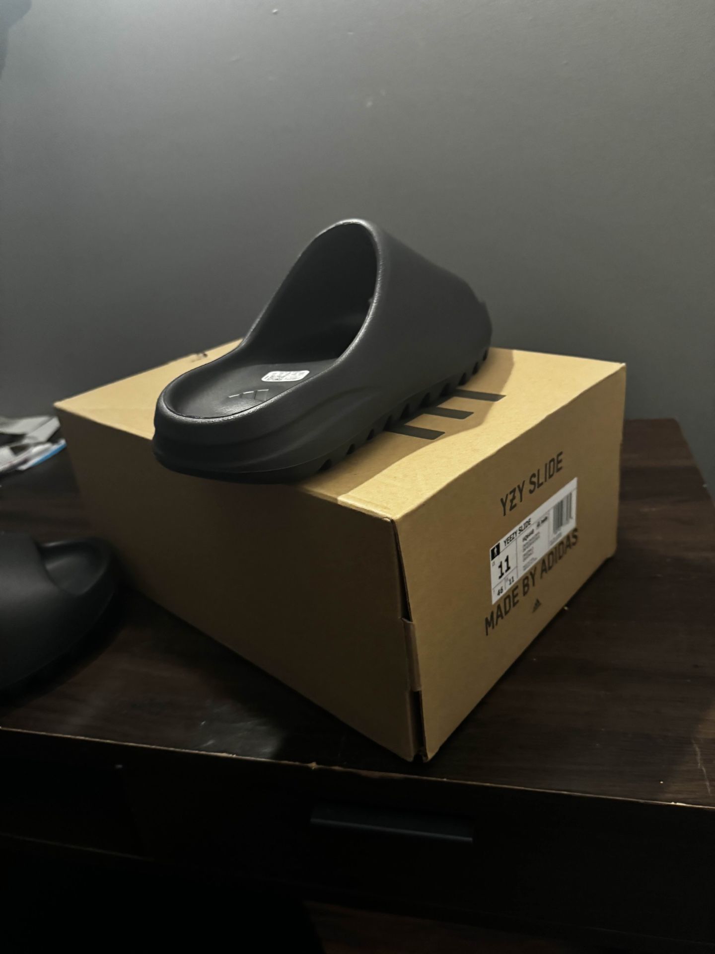 Yeezy Adidas Slides