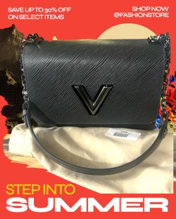 Black MM Matte Twist Shoulder Bag