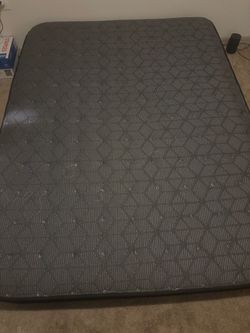 Queen mattress