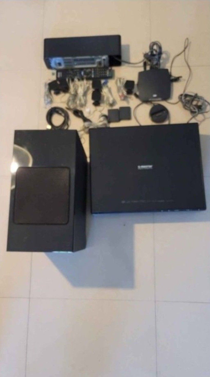 Sony BDV-IS1000 Blu-ray Disc Home Theater System