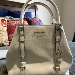 Michael Kors Leather Handbag