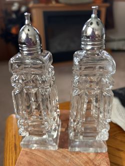 Vintage (New) Embassy NSP Crystal Glass Hand Cut Clear Salt & Pepper Set