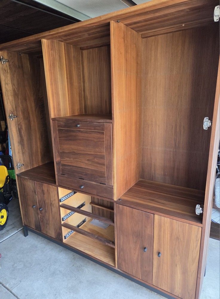 Furniture Linear Storage Cabinet / Hutch