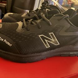 Men’s Steel Toe New Balance Shoes Size 7