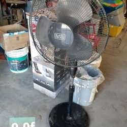 Black & Decker Stand Up Fan