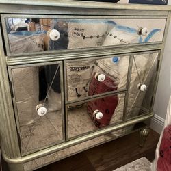 2 Mirror Nightstands