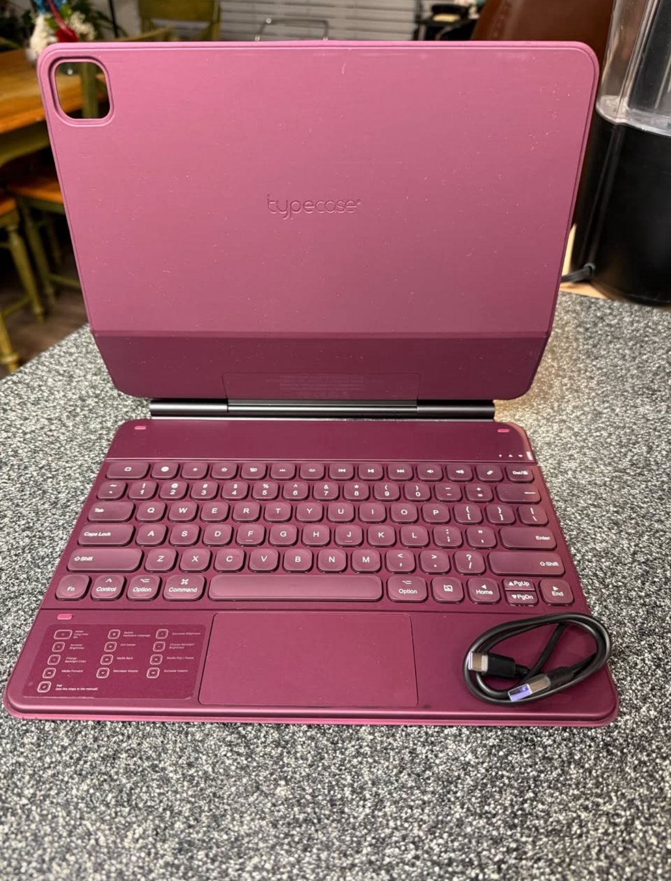 Typecase Edge Magnetic Backlit Keyboard Case – iPad Pro 12.9 (6th Gen, 2022) – Raspberry