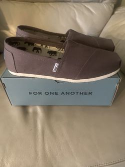 TOMS NEW