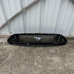 2018-2023 Ford Mustang Grille OEM 