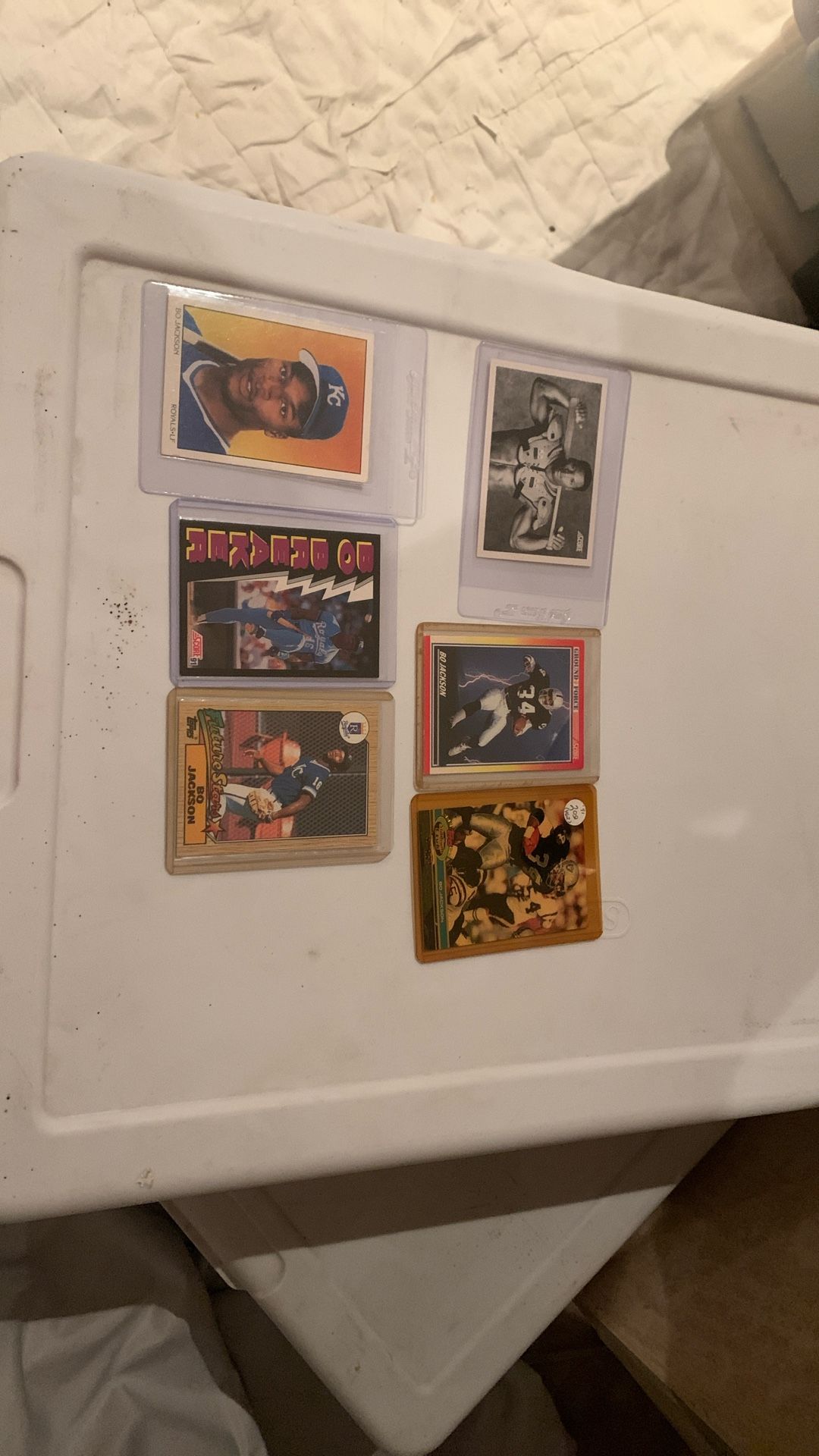 BO Jackson iconic cards