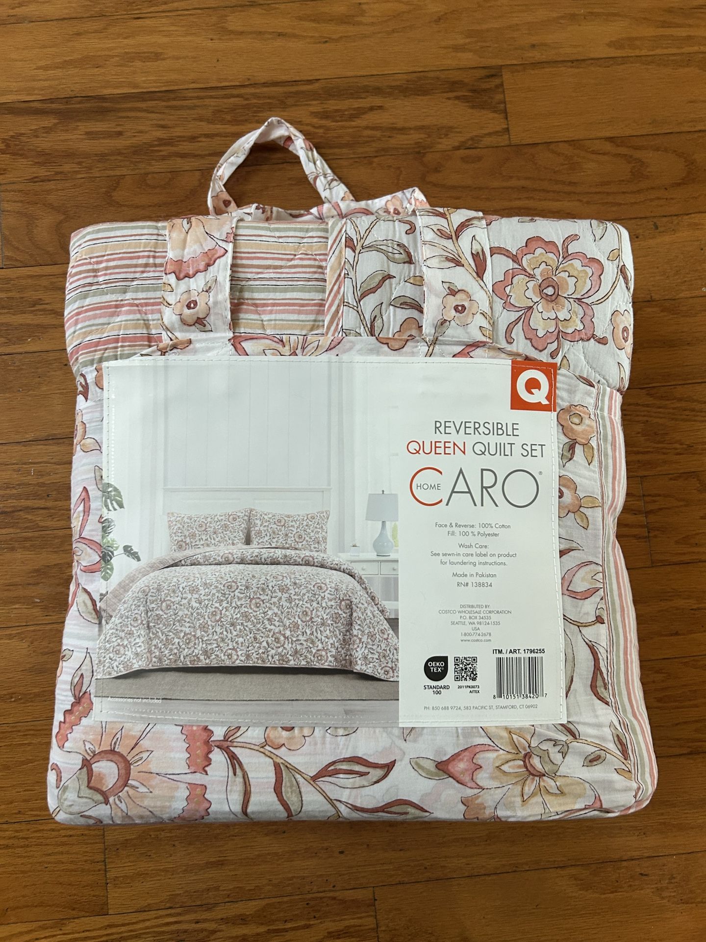 NWT Caro Reversible Queen Quilt 3pcs Set 